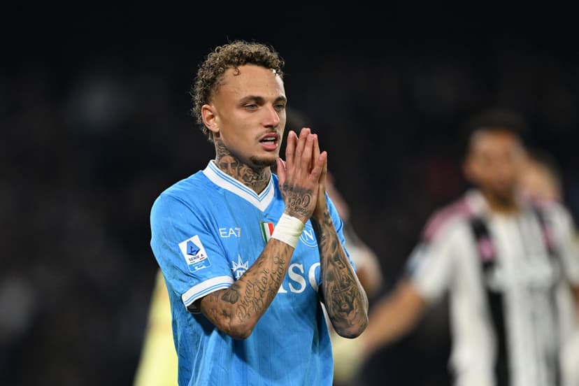 Lang Starts as Napoli Faces Relegation-Battling Verona