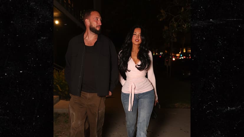Natalie Halcro & Mike Majlak's First Date Filmed for Khloé's Show