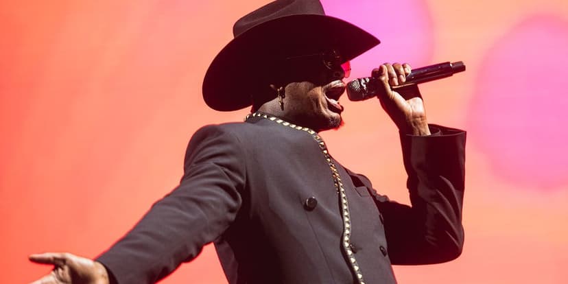 Nashville Surprises Ne-Yo With Open Arms