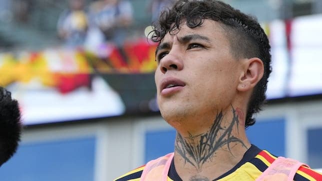 Reynoso debuts, Necaxa seeks escape from slump