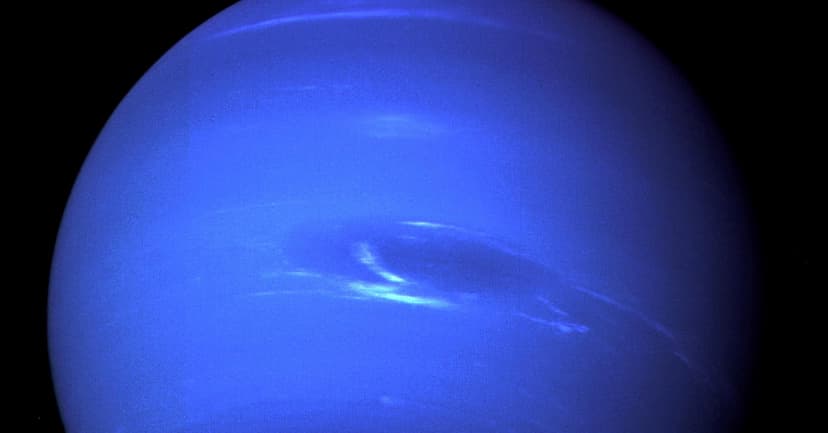 Neptune's moons reveal ancient cosmic smash-up