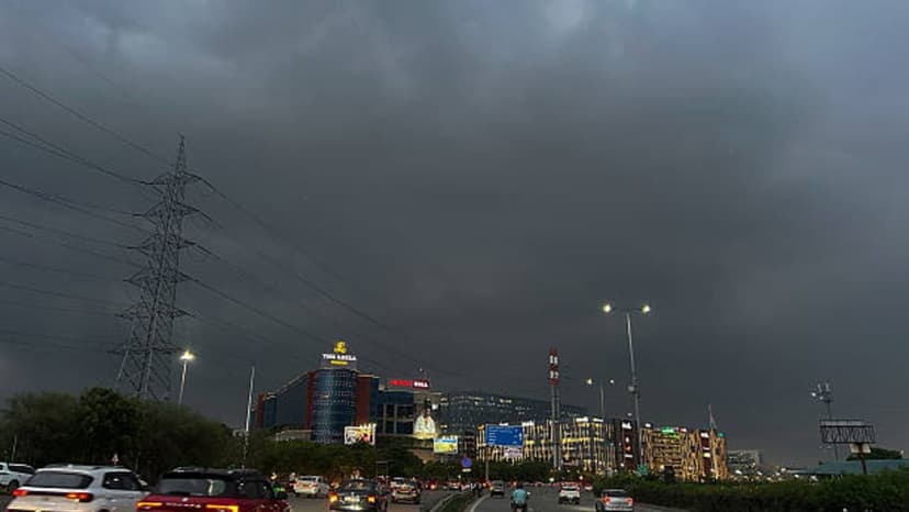 Delhi Rains: 84% Chance of Downpour Today!