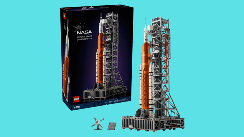 LEGO Launches Artemis Moon Rocket Model!