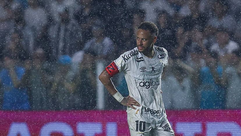 Neymar Sent Off for 'Vinícius Jr Rule' Mouth Cover