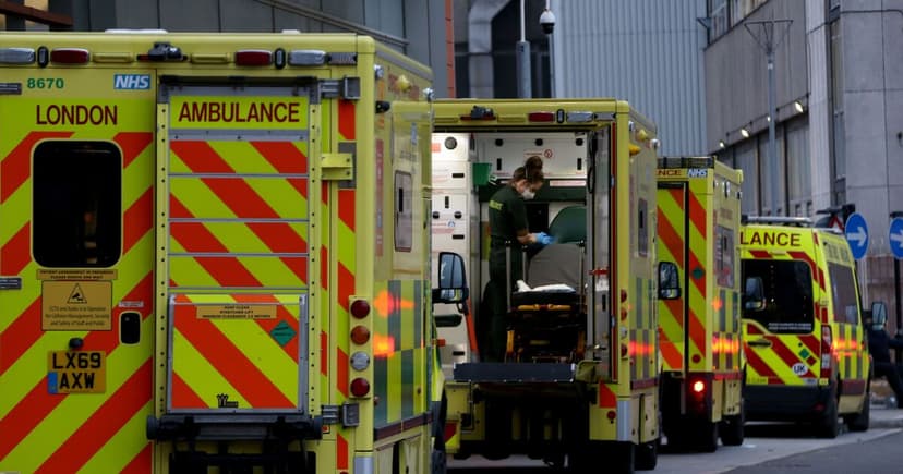 Hospital Overload: £200M Monthly Cost of Delayed Discharges