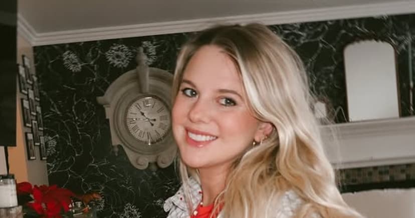 Big Brother Star's Twin Pregnancy: A Body's Love Letter