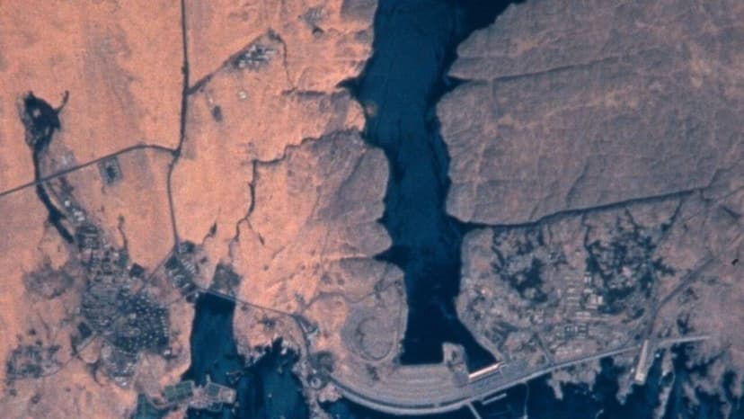 Nile Dam's Silt Trap Devastates Egypt's Delta