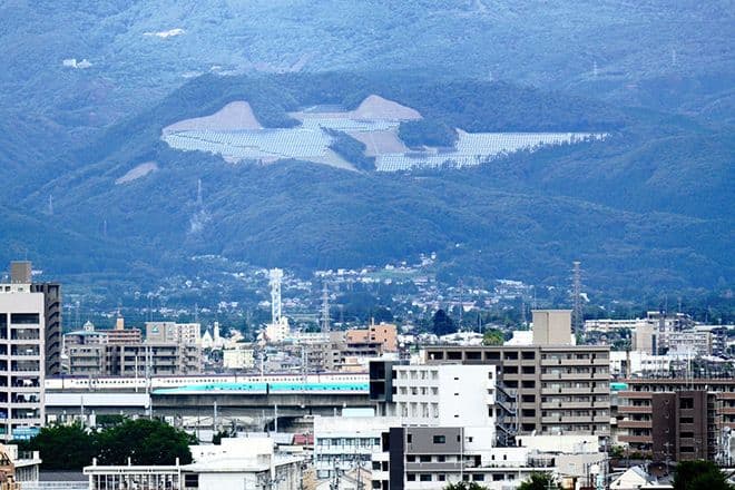 Nippon Life Embraces Eco-Ratings for Power Buys