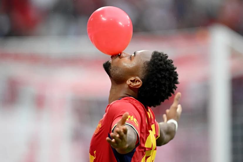 Nkunku's Balloon Returns: Leipzig Thrash Hamburg 5-0