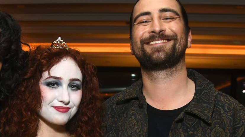 Noah Kahan Defends Chappell Roan from Paparazzi