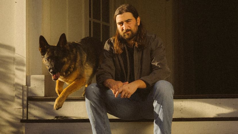 Noah Kahan Navigates Fame on 'The Great Divide'