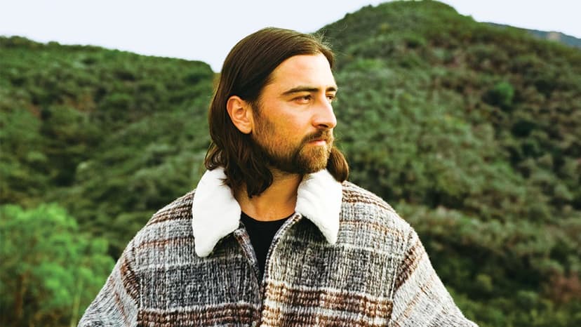 Noah Kahan Announces New Album 'The Great Divide'