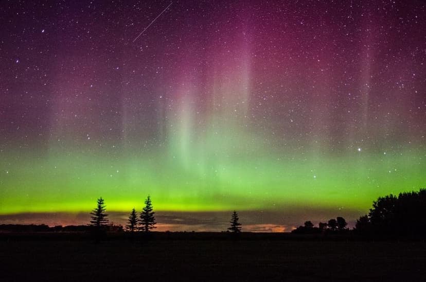 Northern Lights Alert: Rare Monday Night Show!