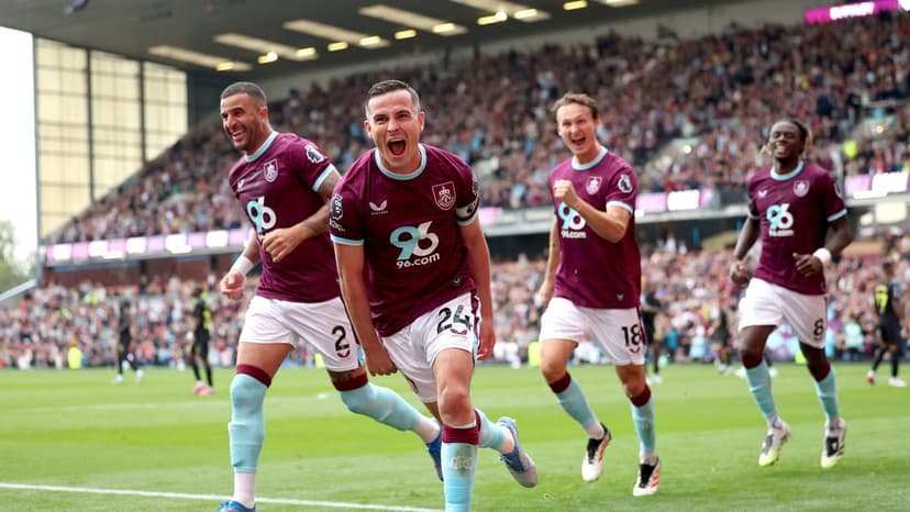 Championship Woes: Norwich & Burnley Seek First Win