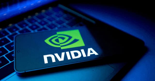 Nvidia Eyes AI Chip Leader Groq for $20 Billion