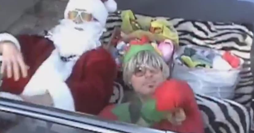 Knucklehead Santa and Elf Bring Joy to Oakland for 17 Years