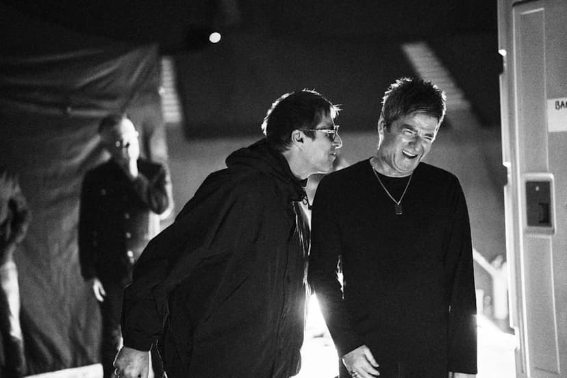 Oasis Reunion Doc Teaser Drops: "Don't Look Back"