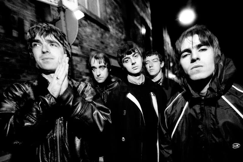 Oasis' "Wonderwall" Soars Again on Charts