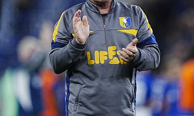 Oates' Redemption: Striker Stars in Mansfield's Upset Win