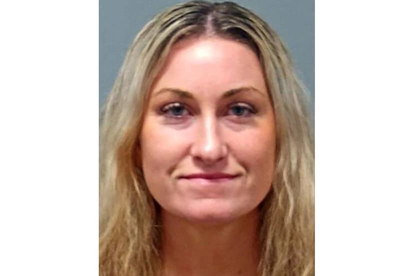 Woman Fires 8 Shots at NYE Party, Injures Guest