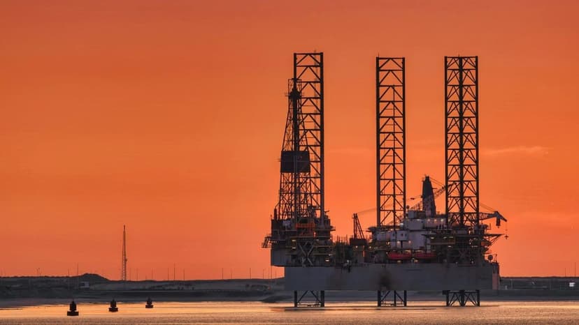 Oil Prices Plunge as Mideast Tensions Ease