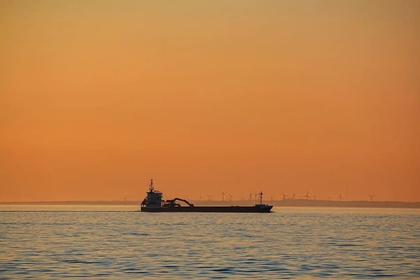 Oil Prices Dip Amid Stronger Dollar, Peace Hopes