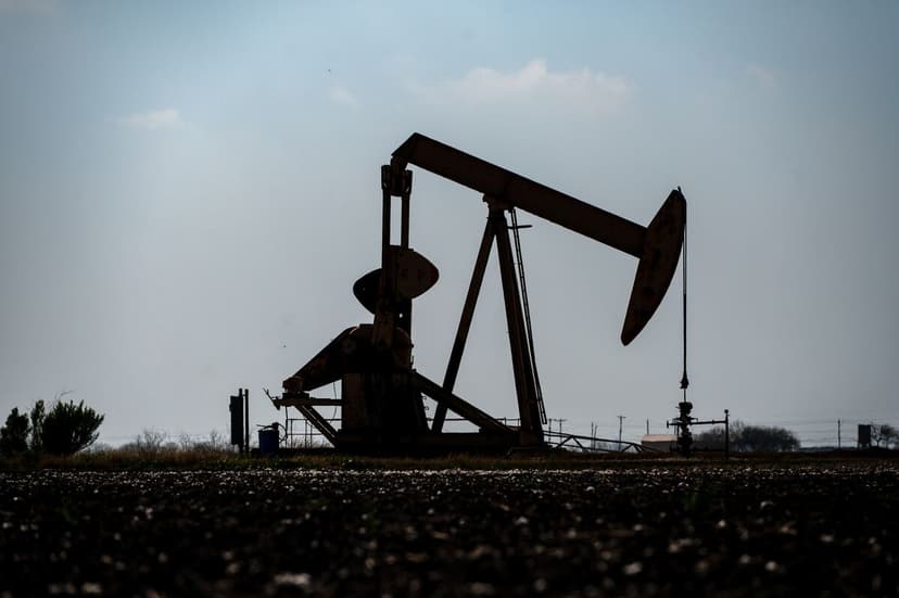 Oil Prices Stabilize Amidst Mideast De-escalation