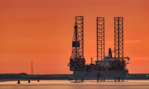 Oil Prices Surge Amidst War Uncertainty