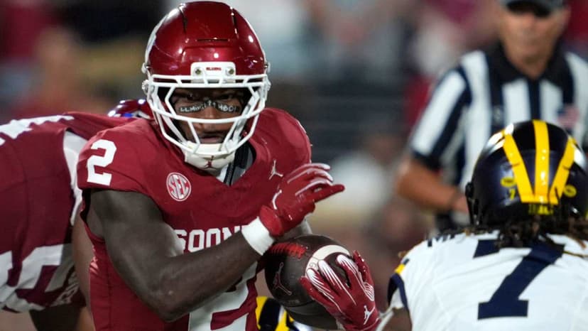 Sooners RB Barnes Enters Transfer Portal