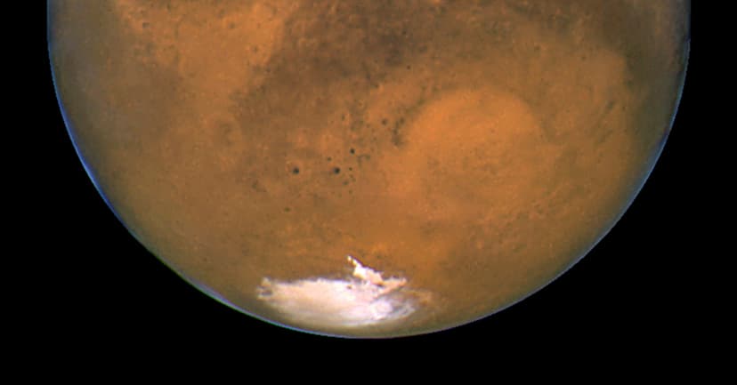 Oldest Martian Meteorite Reveals Ancient Water Secrets