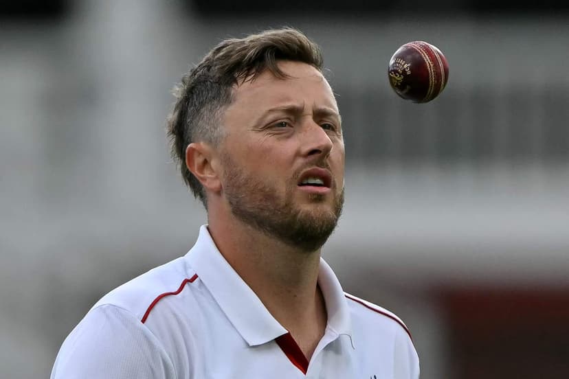 Robinson's Stunning Return: 3 Wickets in 1st Over!