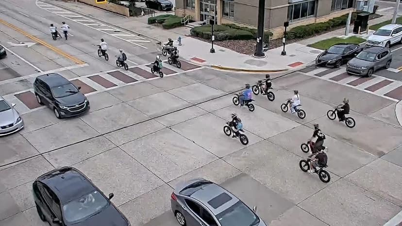 E-bike Mob Takes Over Orlando Streets