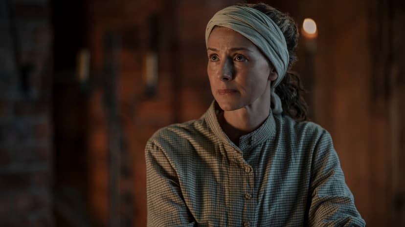 Outlander: Claire Revives Baby With Mysterious Powers