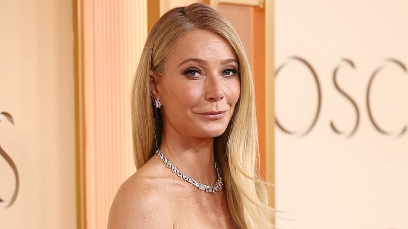 Over-50s Dazzle at Oscars in Daring Red Carpet Looks