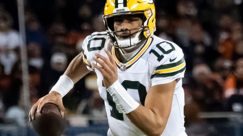 Packers QB Injury Update: Love Clears Protocol, Willis Pushes Through
