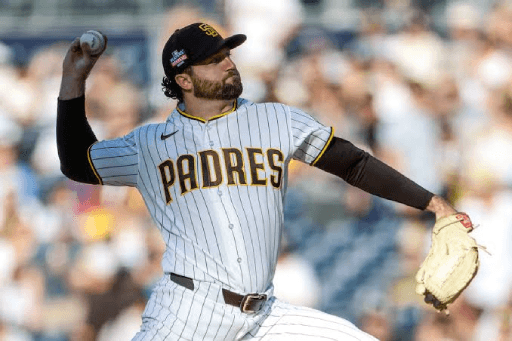 Padres Overcome Pitcher Injury with Clutch Seventh Inning