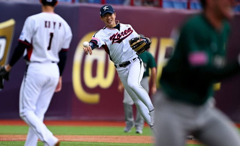 Late Bloomer Song-Mun Song Seals Padres Deal