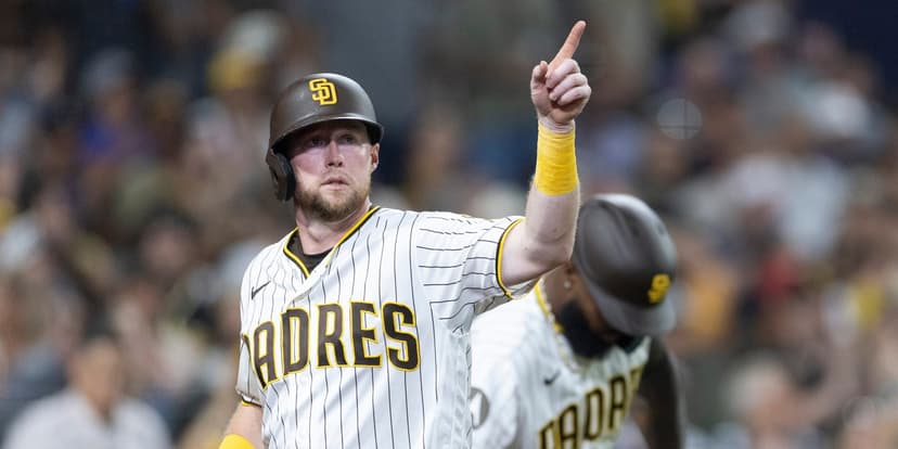 Padres Rally From Deficit to Stun Twins