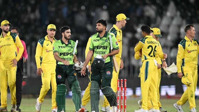 Pakistan Wins Toss, Bowls First in Lahore ODI