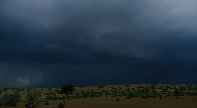 Pakistan Weather Alert: Rain, Storms Hit Today