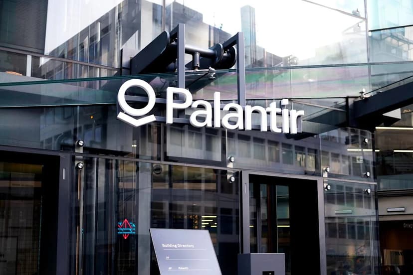 Palantir: AI Revolution Leader by 2026?