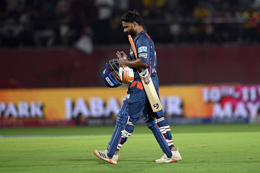 Pant's early exit: Tewatia's skier catch stuns LSG