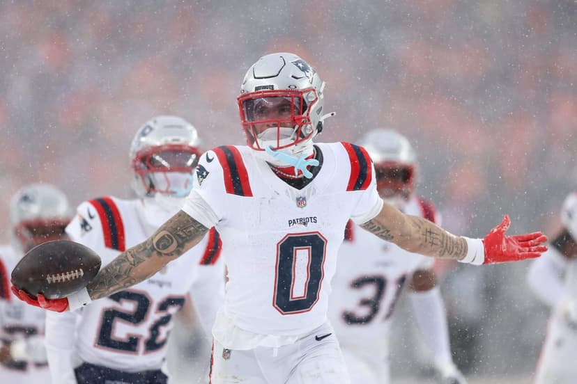 Patriots Offer Gonzalez Record Deal