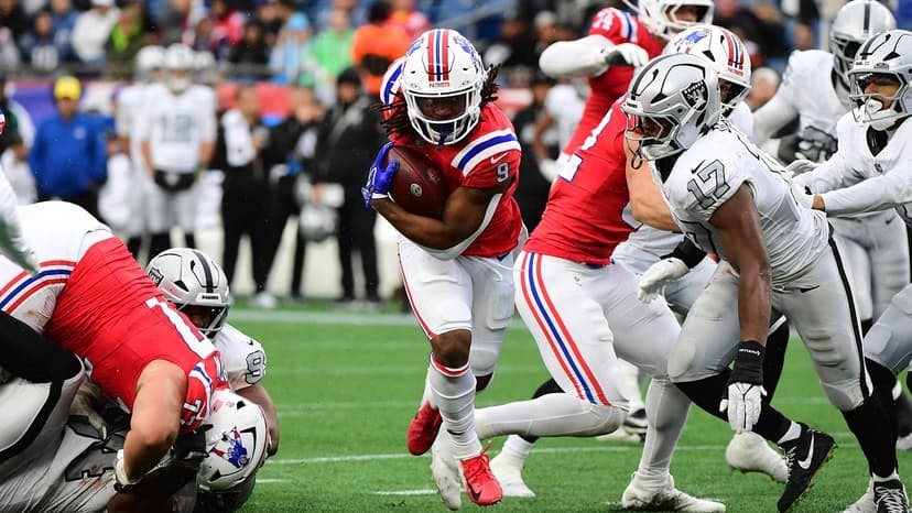 Patriots RB Henderson Out Weeks With Ankle Injury