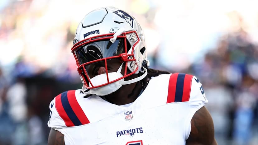 Patriots Sign DT DaQuan Jones, Sideline WR A.J. Brown