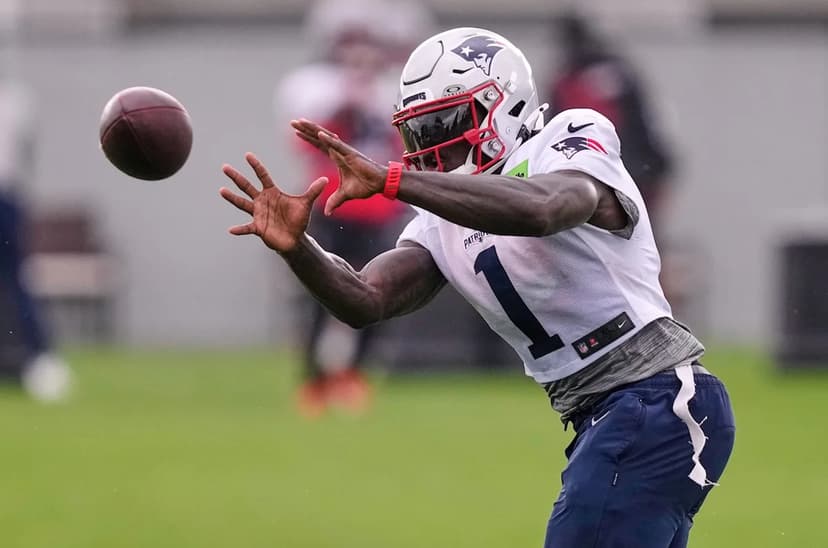 Brown Injury: Patriots Face WR Crisis