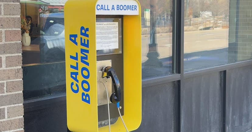 Payphone Connects Strangers Across 3,000 Miles