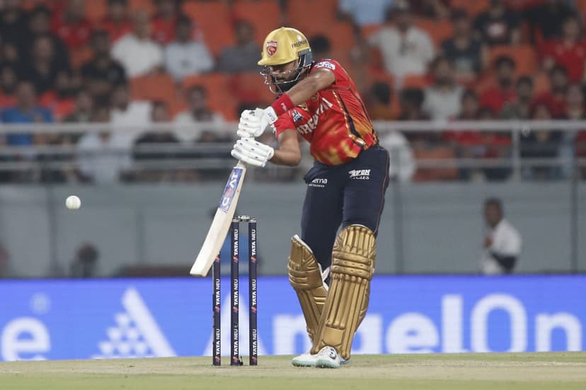 Stoinis Blitz Powers PBKS to 222 as Iyer Misfires