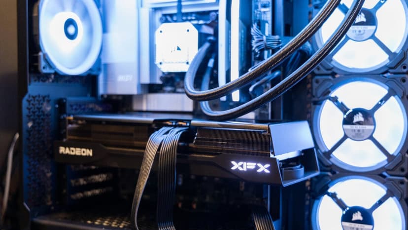 AI Boom Drives Up Memory Costs for Gamers and Builders