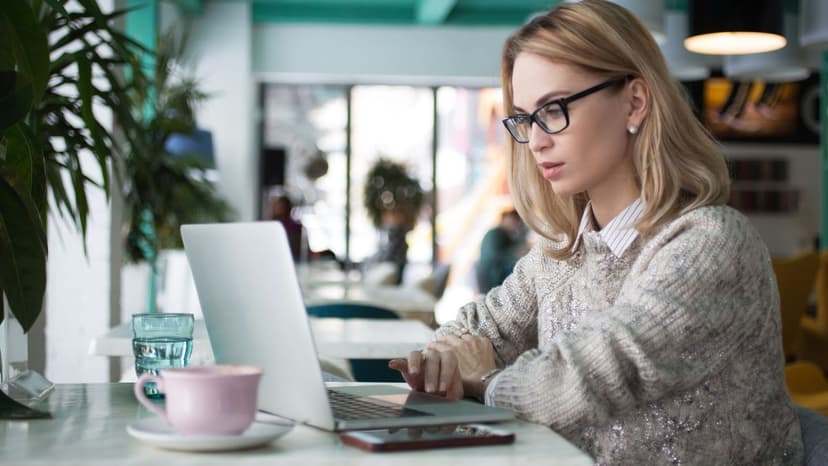 PC Shipments Plummet Amid Soaring Component Costs